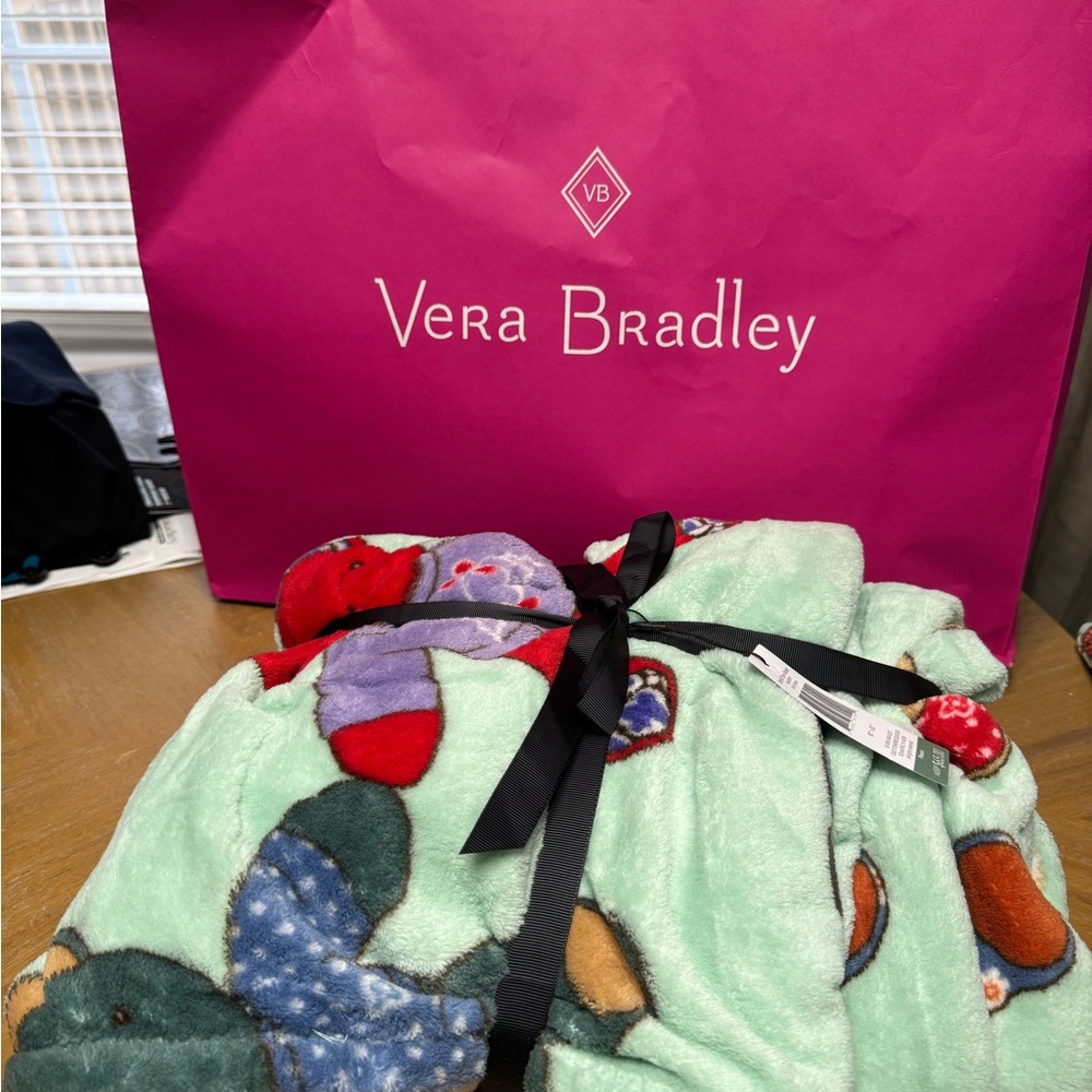 Vera Bradley Plush Green Blanket with Toasted Teddy Bear Collection Design New